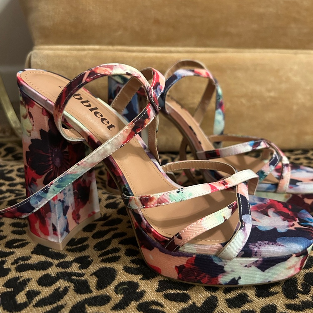 Pleaser Multicolor Floral Women's Heels